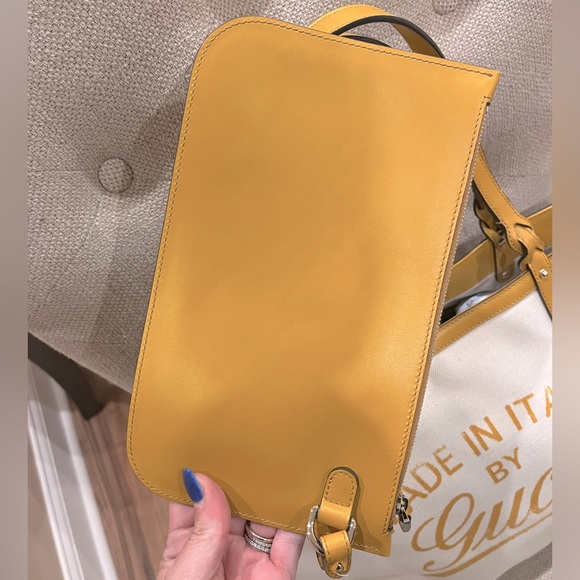 Gucci Tote Bag with Leather Pouch EUC! - Picture 3 of 16